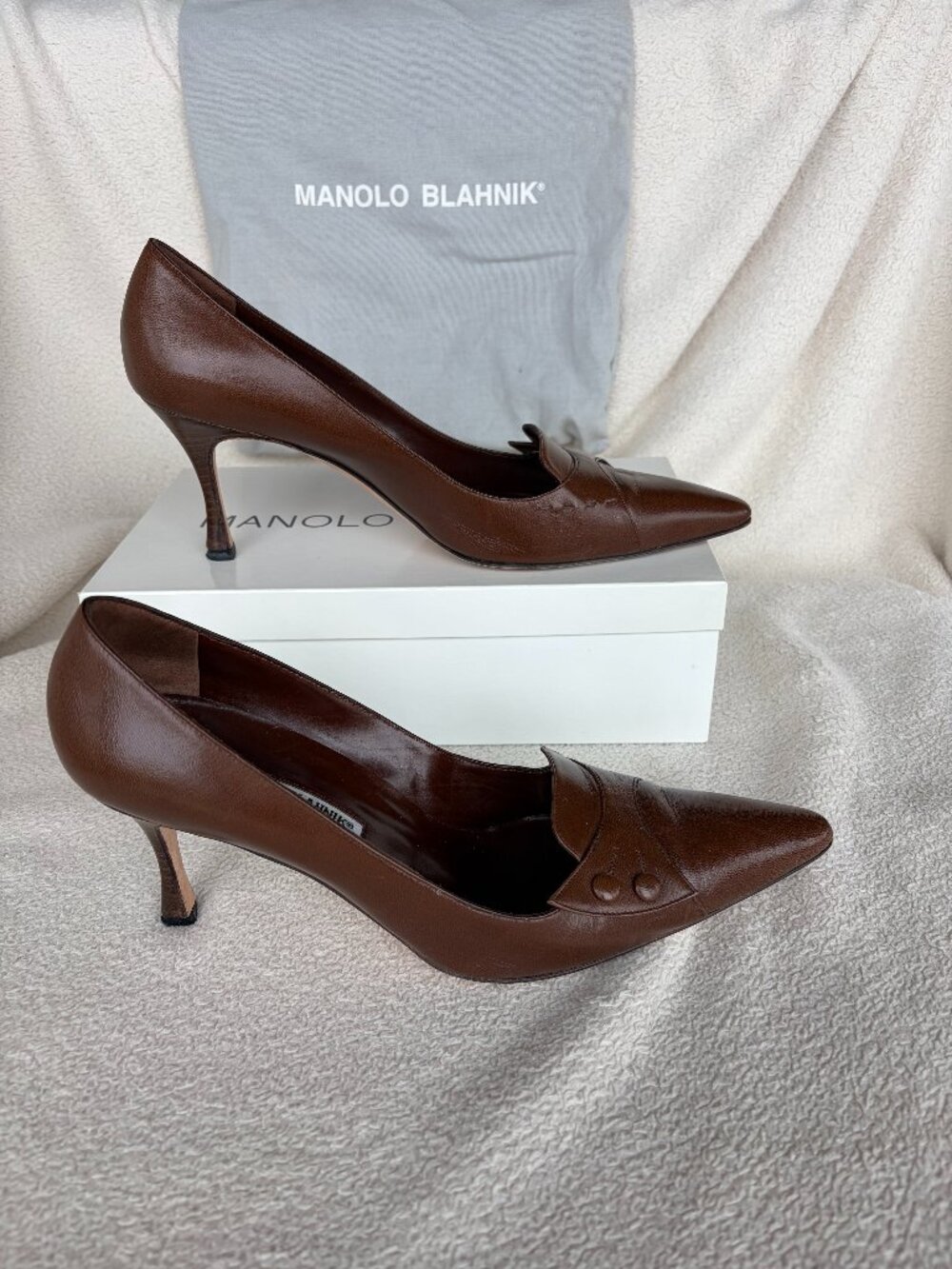 Classic Manolo Blahnik Brown Kid-Leather Heels